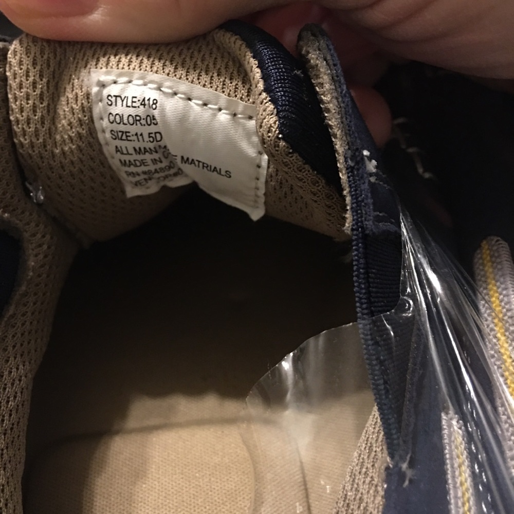 NWOT/Gold Toe Faux Leather Boat Shoes - Picture 4 of 4